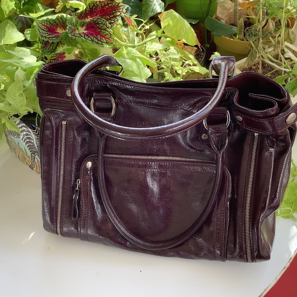 Beautiful LONGCHAMP Brown Patent Leather Handbag